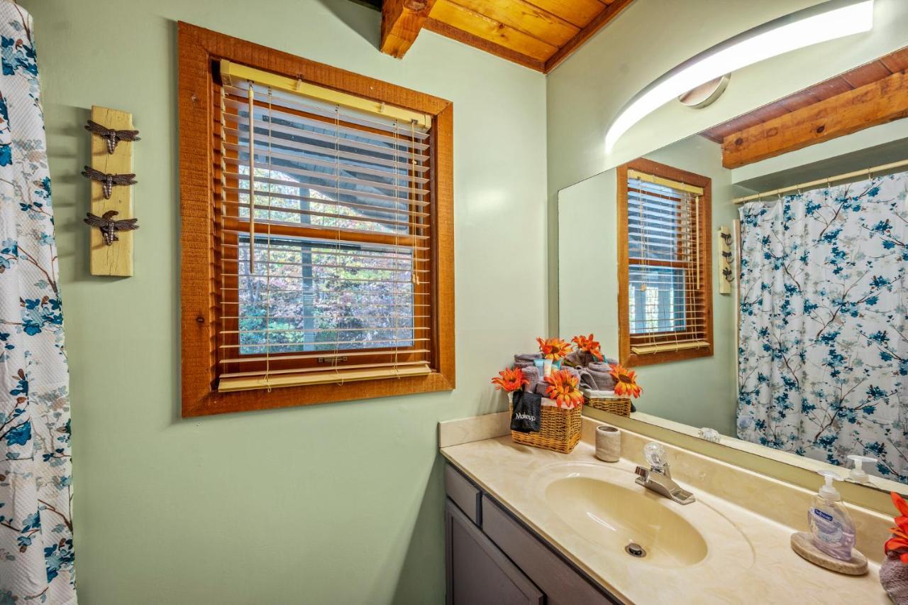 Barenberg Cabin - Secluded Unobstructed Panoramic Smoky Mountains View With Two Master Suites, Loft Game Room, And Hot Tub Gatlinburg Kültér fotó
